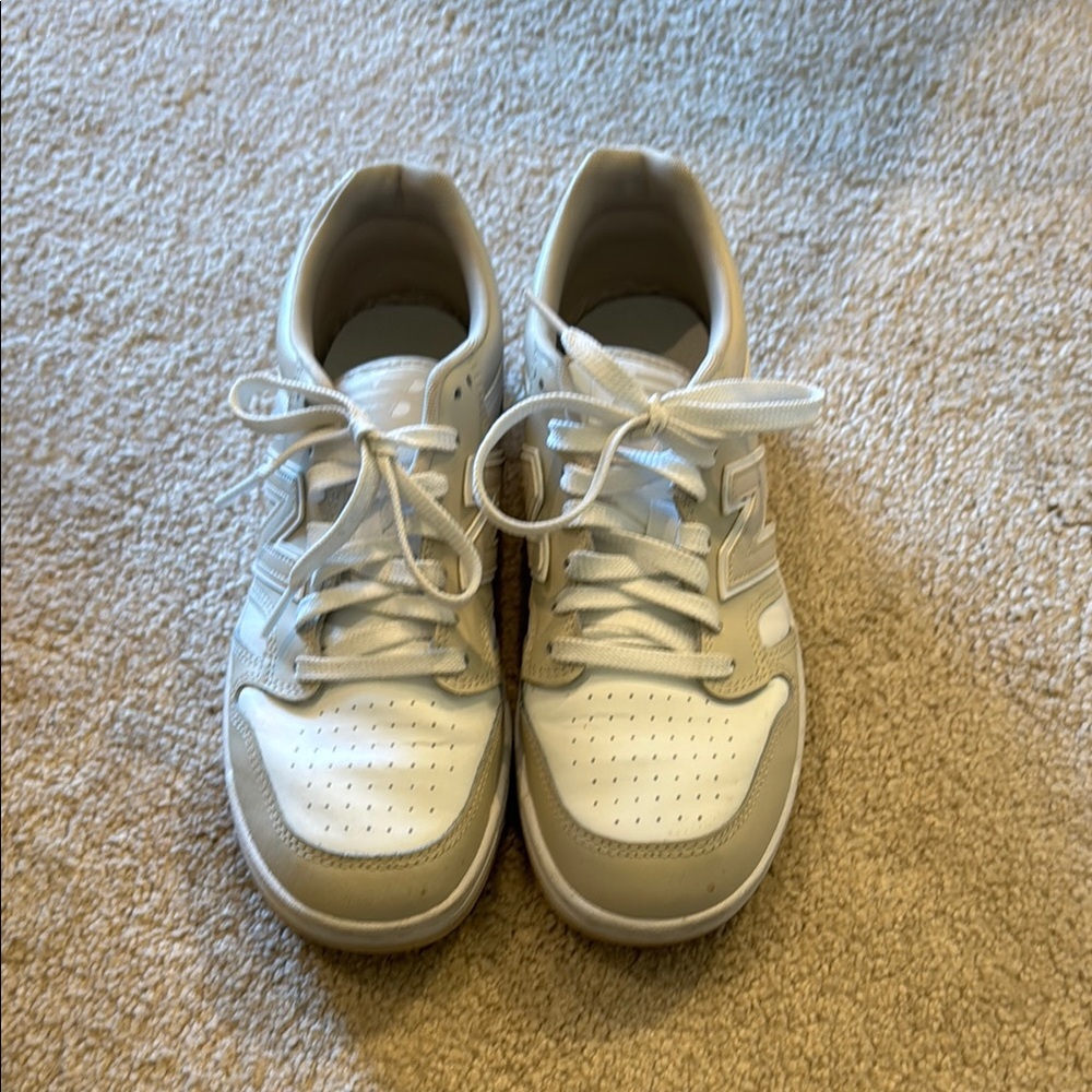 New Balance White and Gray Sneakers